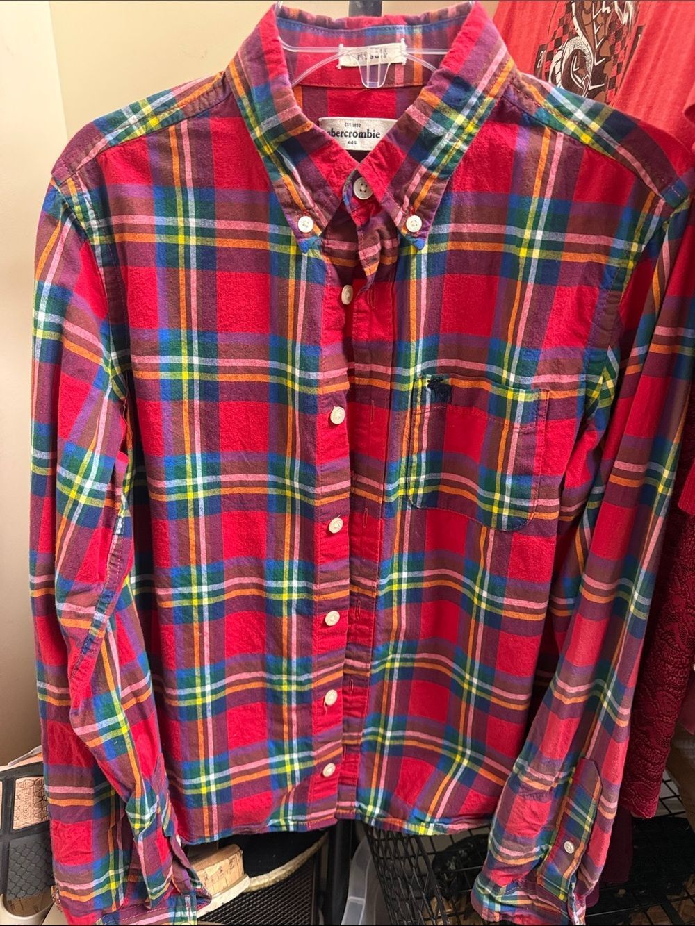 Abercrombie kids plaid button down Oxford shirt, red, great for pictures, xl
